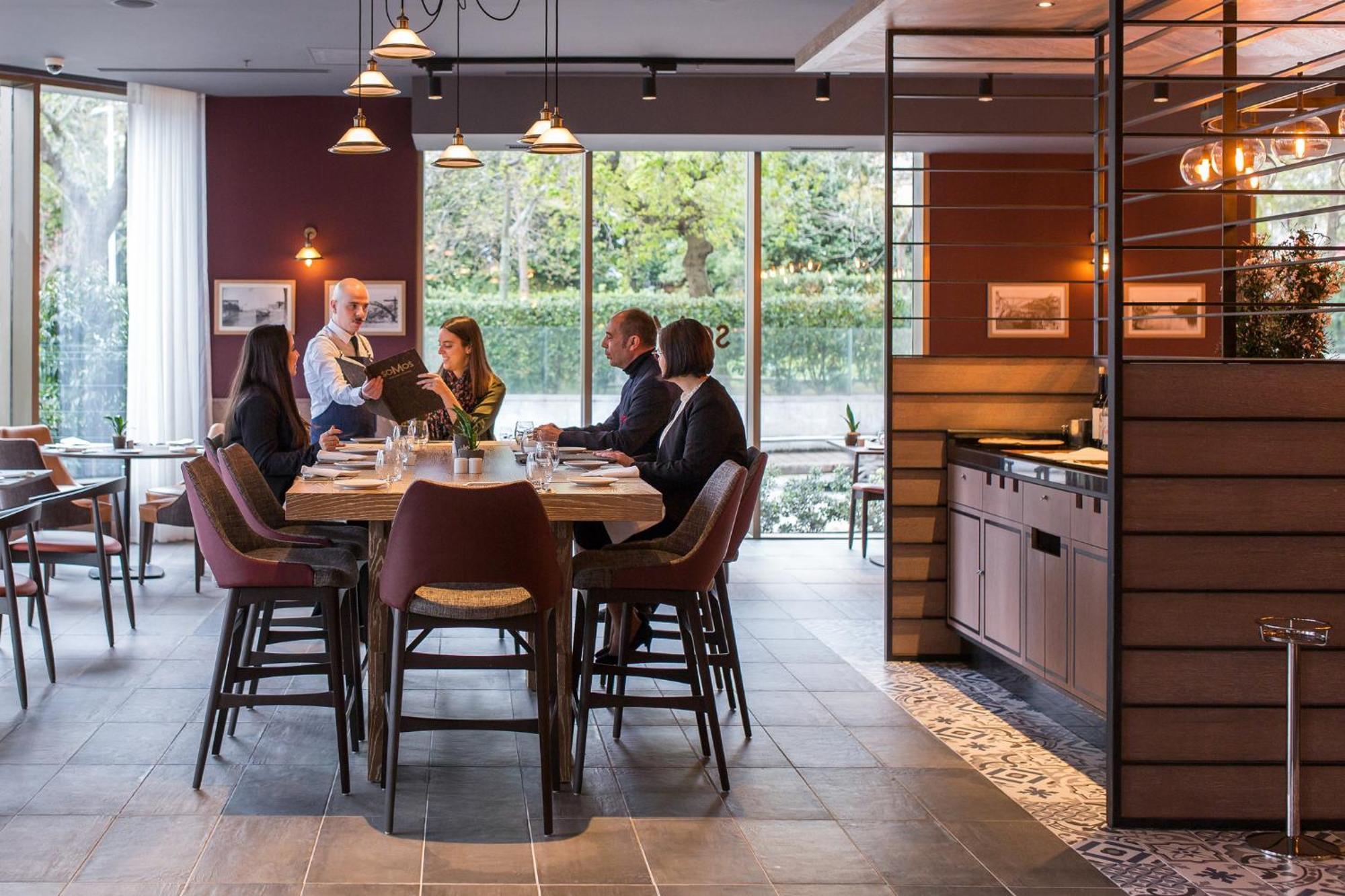 Crowne Plaza Porto By Ihg Hotel Kültér fotó Restaurant